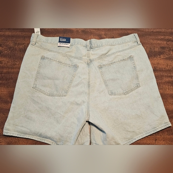 Old Navy Women's High-Rise Slouchy Straight Light Wash Denim Shorts Size 20 NWT - Picture 9 of 9